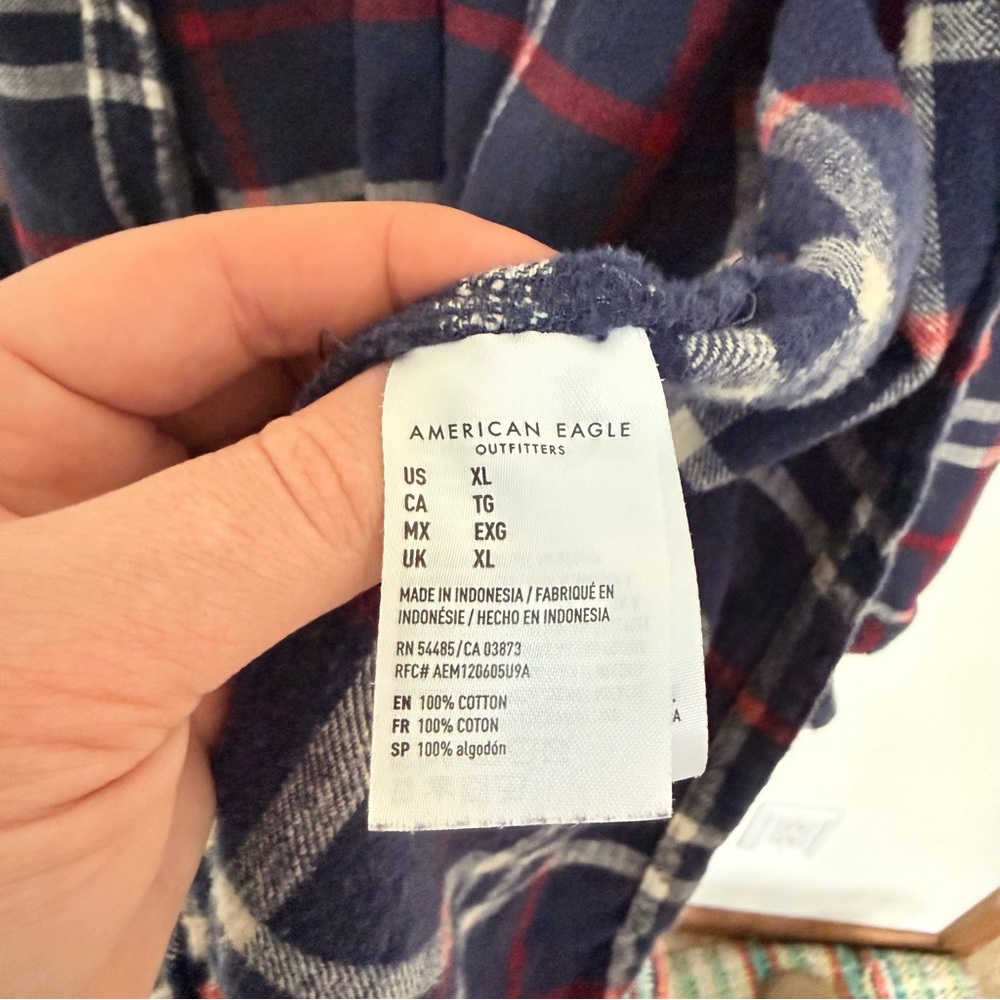American Eagle Boyfriend Fit Navy Plaid Button Down Shirt - Picture 7 of 7